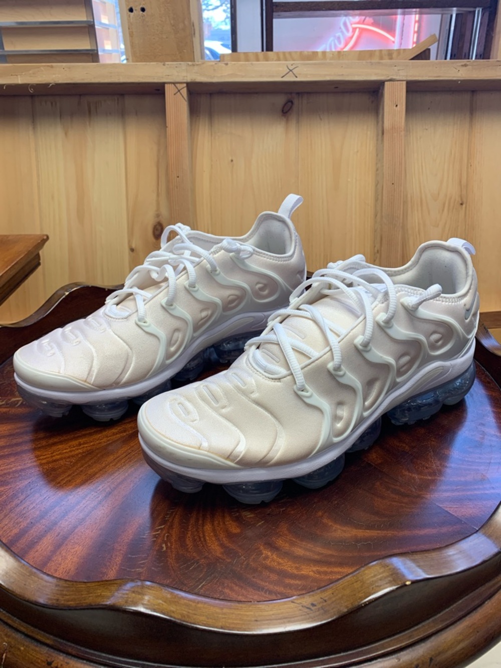 Nike Air Vapormax Plus Sneakers